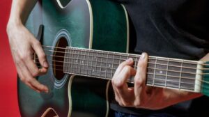 Gitarre spielen lernen