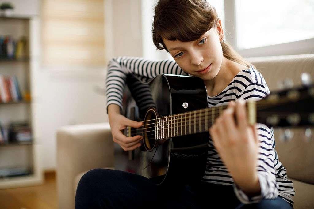 Gitarrenzubehör: Was du wirklich brauchst (kompletter Guide 2026)